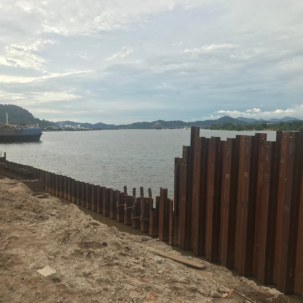 Grade one marine shipyard lumut port kampung sitiawan perak