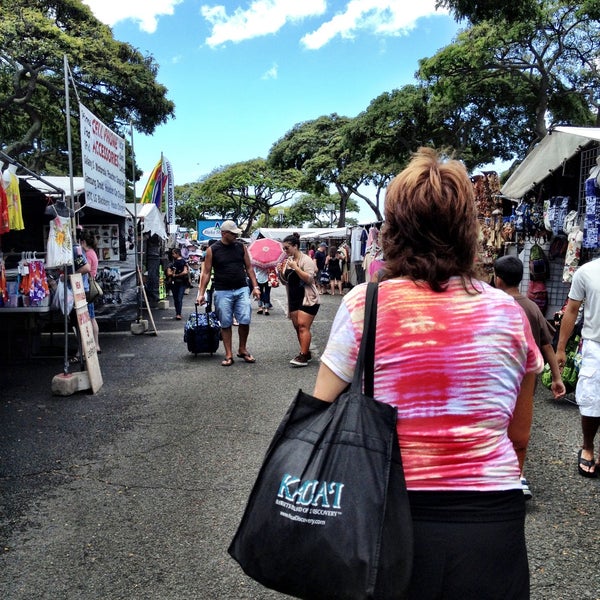 Aloha Stadium Swap Meet ‘Aiea, HI
