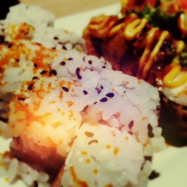 Hot Tuna Sushi Bar and Grille 3689 Tampa Rd 302B