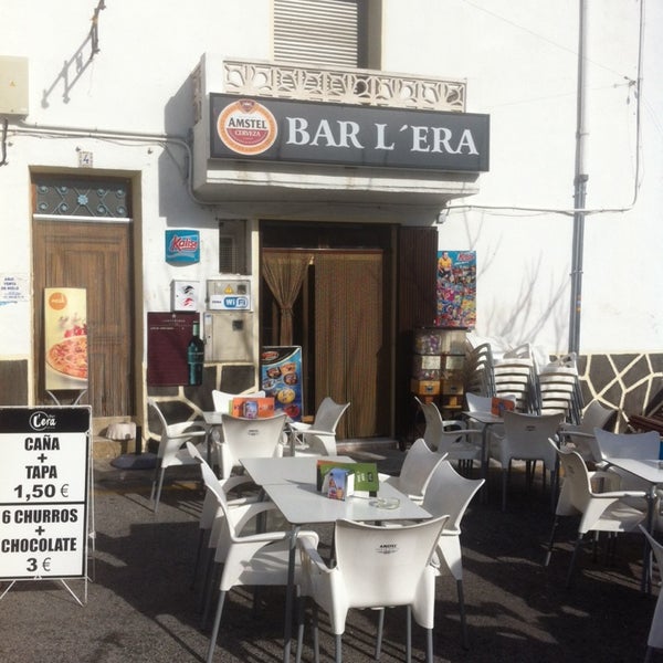 Aprol bar москва большая татарская. Кафе имбирь нижний новгород бурнаковская. Aperol bar москва. L bar. Апероль бар новокузнецкая.