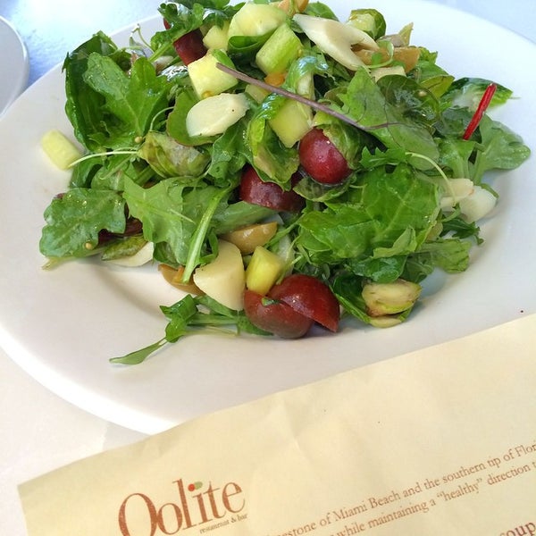Снимок сделан в Oolite Restaurant &amp; Bar пользователем Eleanor(wokstar) H. 8/30/2014