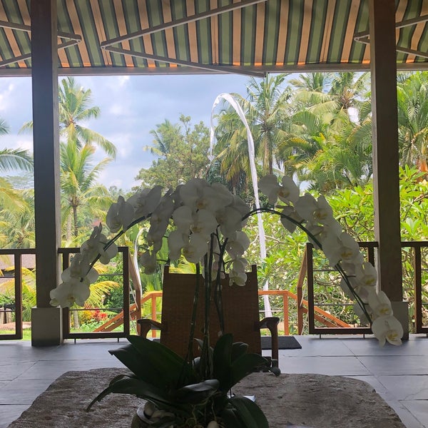 Mükemmel tatilin adı, Bali zaten yeryüzündeki cennet . Çalışanlar çok güleryüzlü,ilgili,alçakgönüllü. Yediğim ve içtiğim herşey çok lezzetliydi. Sağlık,huzur,doğa ve mutluluk bir arada🙏🏻😊