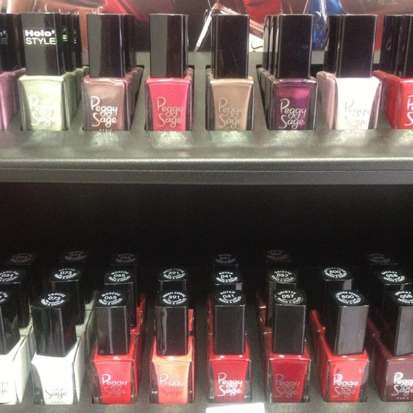 Carusa Nail Salon in Barakaldo