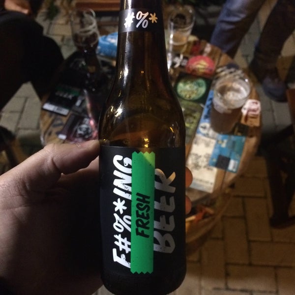 Foto scattata a Rock&#39;a Birra - Empório da Cerveja da Endrigo P. il 6/16/2015