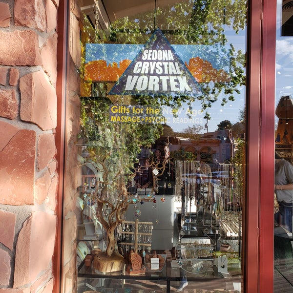 Photo taken at Sedona Crystal Vortex Gift Stores by Bryan A. on 4/20/2018