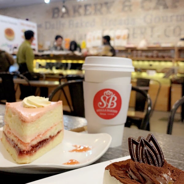 Photo taken at Shilla Bakery &amp; Cafe (Tysons Corner) by Shosho H. on 3/1/2019