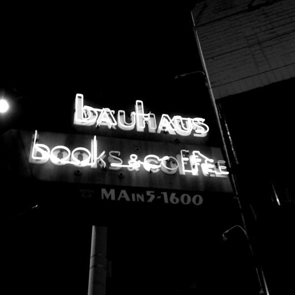 Снимок сделан в Bauhaus Books &amp; Coffee пользователем Brad G. 1/12/2013