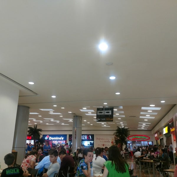 Photo taken at Centro Comercial Altaria by Cesdav on 7/8/2018