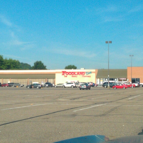 Foodland Southside Grocery Store