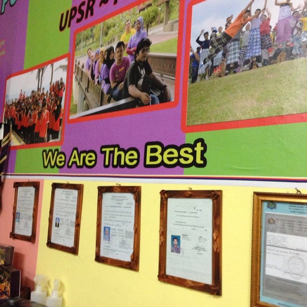 Photos At Pusat Bahasa Pelangi 2 Tips From 69 Visitors