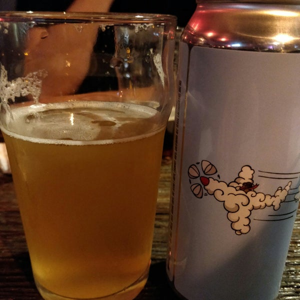 Photo taken at Tallboys Craft Beer House by Peter S. on 3/1/2018