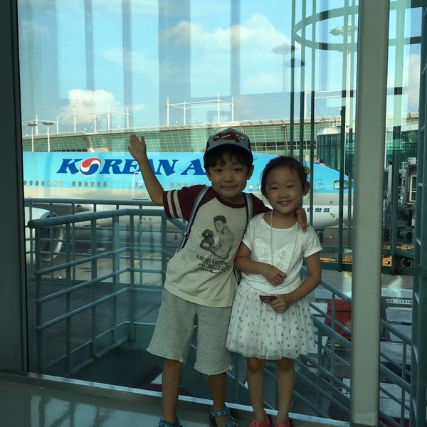 8/14/2016 tarihinde Youngsoo K.ziyaretçi tarafından Incheon Uluslararası Havalimanı (ICN)'de çekilen fotoğraf