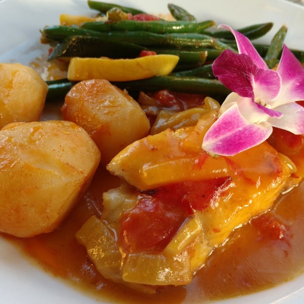 Fernando's Dockside Grille 4 tips