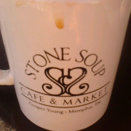 Photo prise au Stone Soup Cafe &amp; Market par Antonico T. le2/1/2013