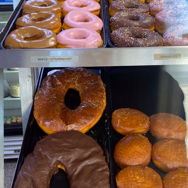 Photo taken at Round Rock Donuts by Cindi B. on 7/30/2022