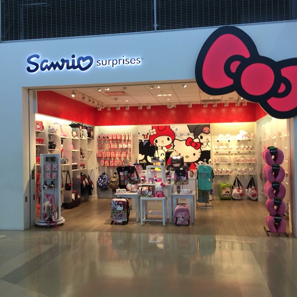 SANRIO - CLOSED - 16 Reviews - 520 N Michigan Ave, Chicago, Illinois -  Department Stores - Phone Number - Yelp