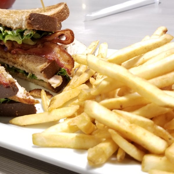 Perkins Restaurant & Bakery American Restaurant in Ponca City