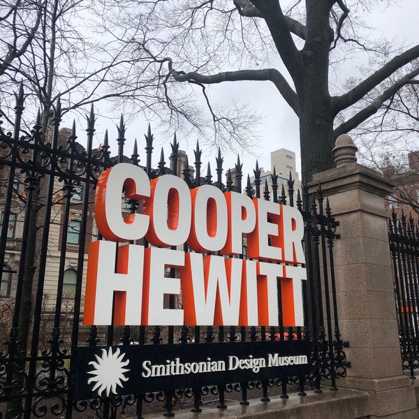 Foto tirada no(a) Cooper Hewitt Smithsonian Design Museum por KAllyn em 2/4/2022