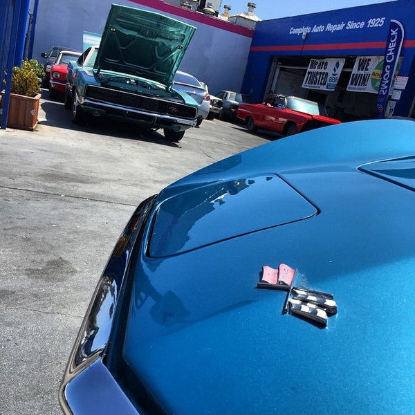 Photo taken at Funk Brothers Auto by hovig f. on 5/19/2015