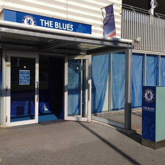Photos At チェルシーオフィシャルグッズショップthe Blues みなとみらい21 24 Visitors Photos At チェルシーオフィシャルグッズショップthe Blues みなとみらい21 24 Visitors