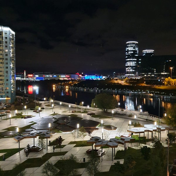 красногорский павшинская пойма стройка новой. красногорский павшинская пойма. новый образовательный комплекс в красногорске. образовательный центр полет павшинская пойма. общественный центр.