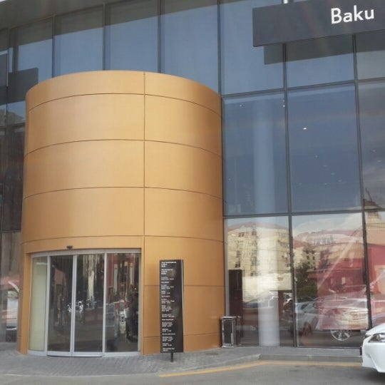 Lexus баку. Бизнес центр ага баку. toyota center baku. toyota center baku facebook.