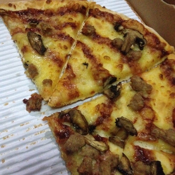 Phd Pizza Place In Bekasi