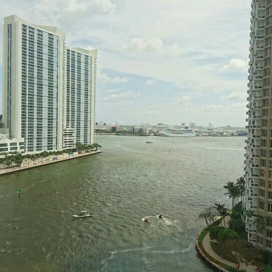 Photo taken at Viceroy Miami Hotel Pool by Reynaldo P. on 4/17/2016