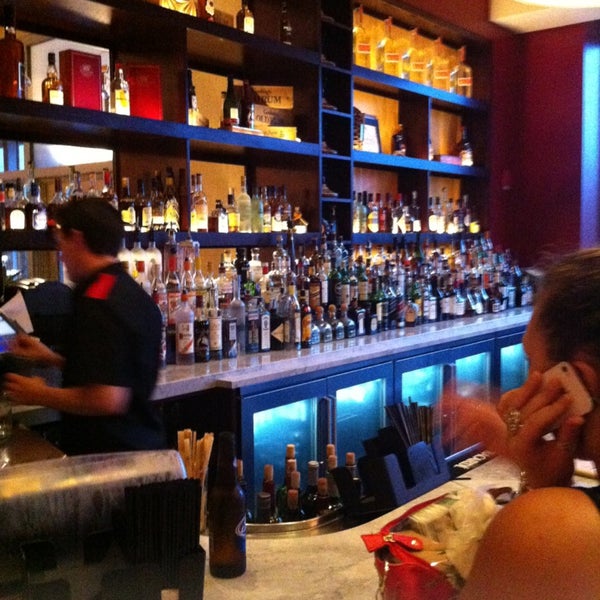Foto tirada no(a) RumBa Rum Bar &amp; Champagne Lounge por Brian O. em 8/31/2013