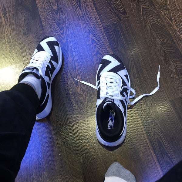Adidas neo cheap sunway pyramid