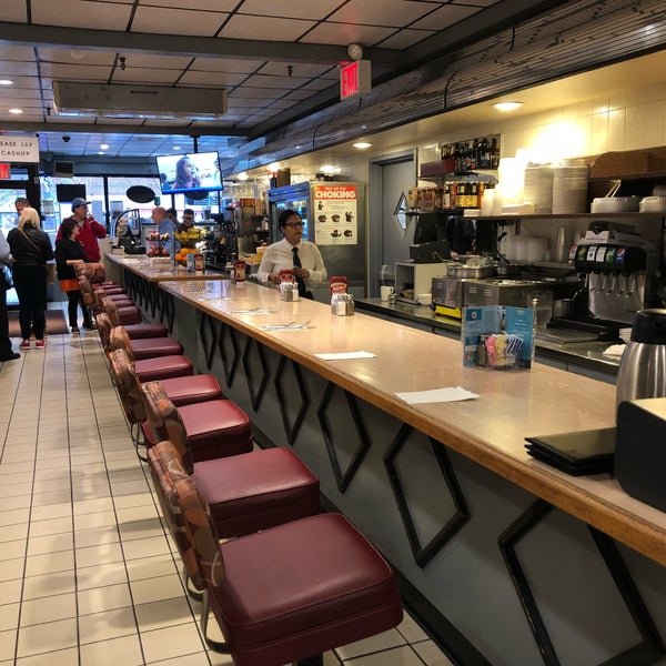 Photo taken at Malibu Diner NYC by Laura H. on 10/13/2018