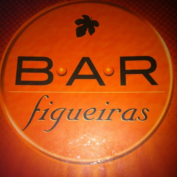 รูปภาพถ่ายที่ Bar Figueiras โดย Ana Carolina B. เมื่อ 1/23/2013