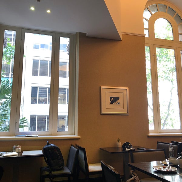 Marriott Executive Lounge Sydney City Center Sydney, NSW