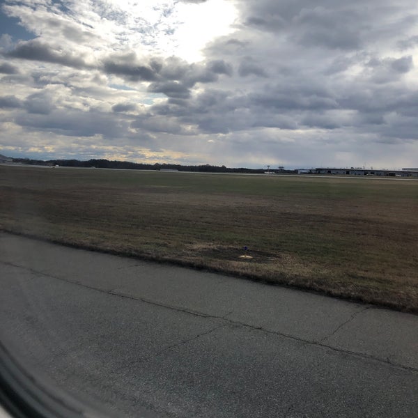 Снимок сделан в Piedmont Triad International Airport (GSO) пользователем Mark L. 12/2/2019
