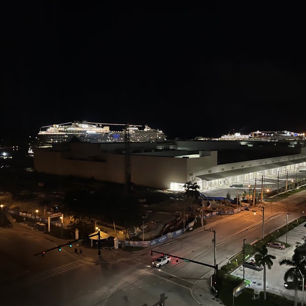 11/5/2021에 Mark L.님이 Renaissance Fort Lauderdale Cruise Port Hotel에서 찍은 사진