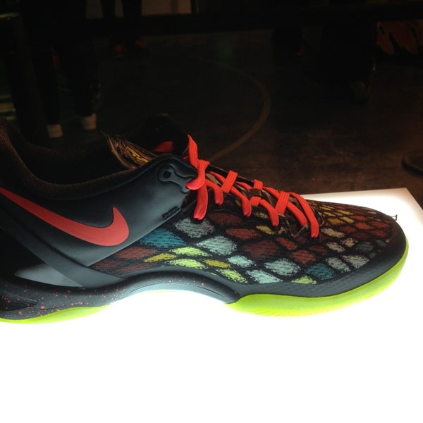 Photo taken at Nike Vault by Lawrence G. on 12/26/2012