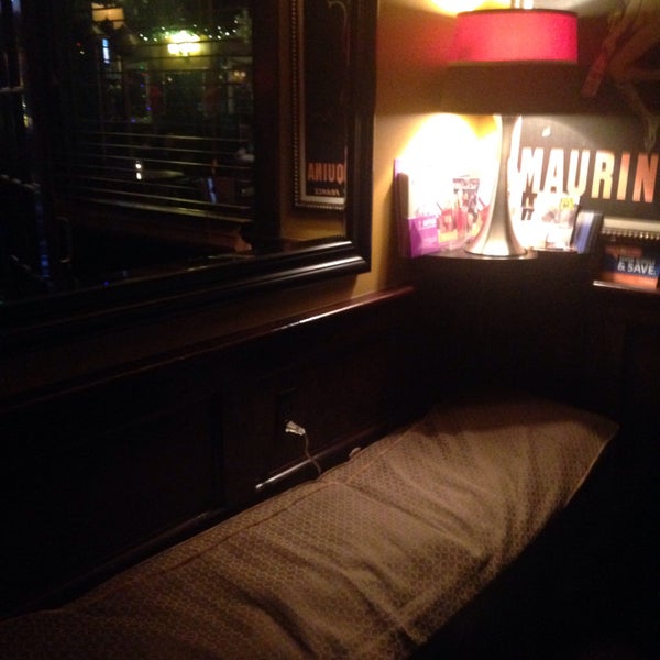 12/28/2014にChris V.がDino&#39;s Loungeで撮った写真