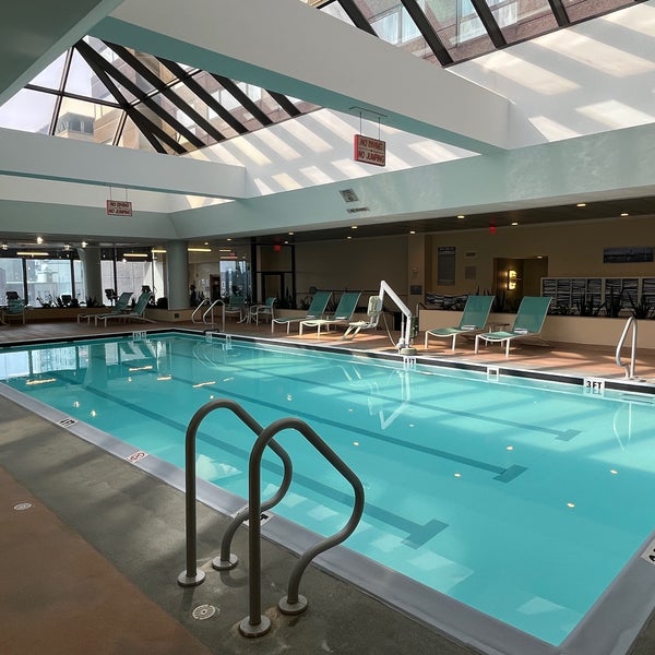 Marriott Copley Place Pool - Prudential - St. Botolph - 0 tips
