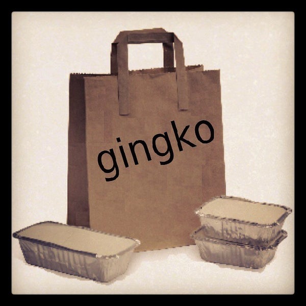 รูปภาพถ่ายที่ Gingko โดย Gingko g. เมื่อ 7/9/2013