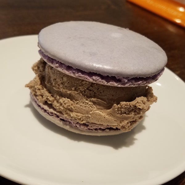 Can't decide between a macaron and gelato?  Get both with a mac-wich!