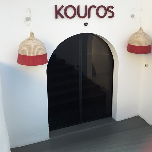 Снимок сделан в Kouros Hotel &amp; Suites пользователем Gulay A. 7/1/2018
