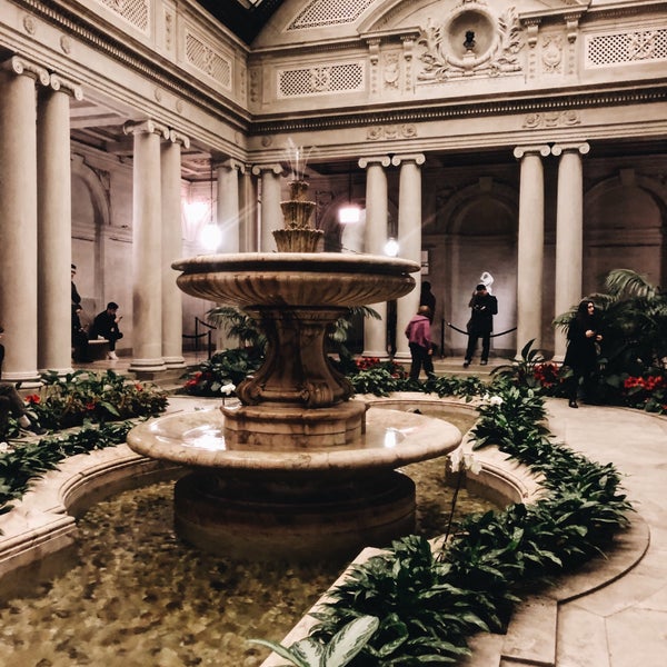 Photo taken at The Frick Collection&#39;s Vermeer, Rembrandt, and Hals: Masterpieces of Dutch Painting from the Mauritshuis by Masha S. on 12/20/2018