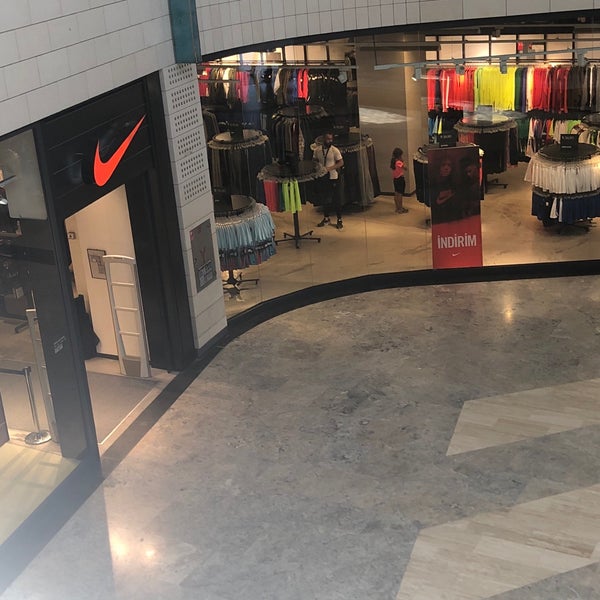 Nike clearance store clearance jemappes