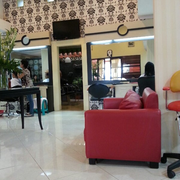 Bowie Hairdressing Yogyakarta Di Yogyakarta