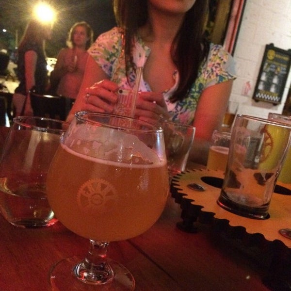 8/22/2015에 Ben C.님이 Brewmasters Bar &amp; Grill에서 찍은 사진