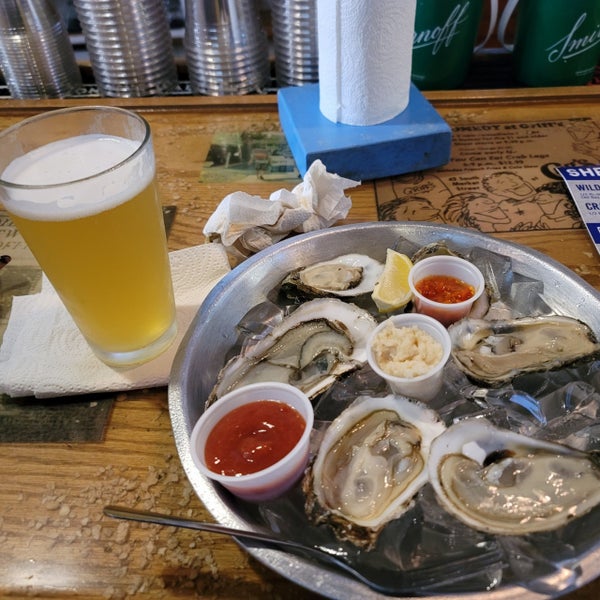 shuckin shack oyster bar Downtown Frederick 6 tips