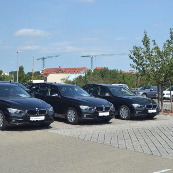 Photos At Bmw Autohaus Nefzger Auto Dealership In Berlin
