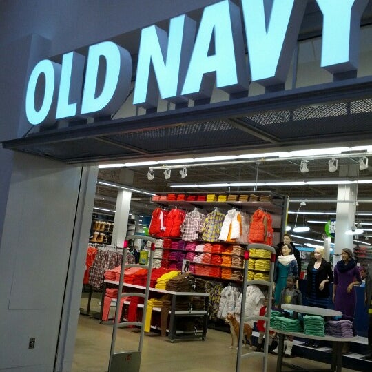 Old Navy Clothing Store in Wayne