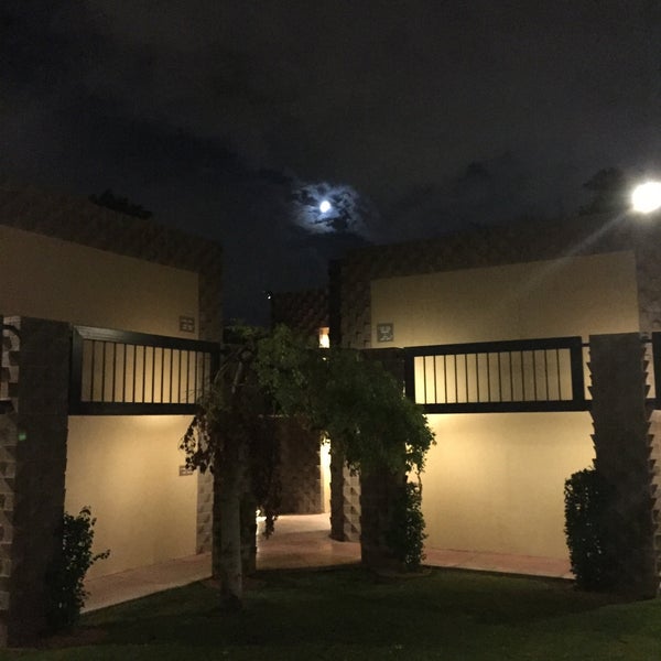 Photo prise au DoubleTree Resort by Hilton Hotel Paradise Valley - Scottsdale par Adam S. le8/11/2016