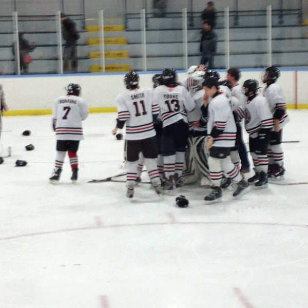 Point Edward Memorial Arena 1 tip